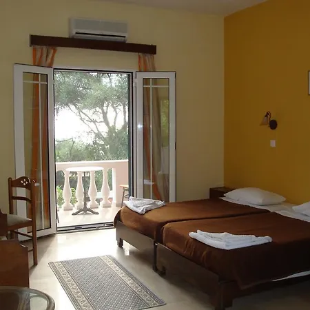 Pension Skala Agios Matthaios  Room photo